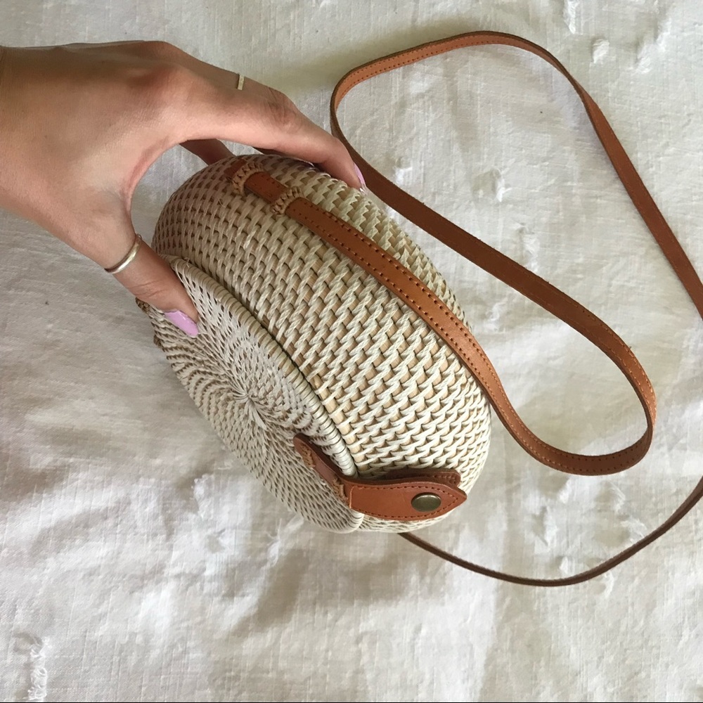 White Rattan Handbag - Picture 3 of 4